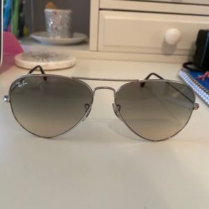 Ray-Ban Aviator Sunglasses